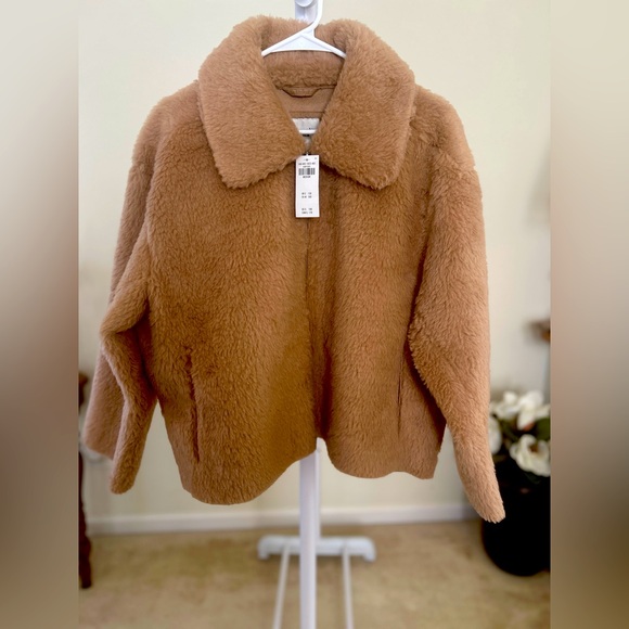 Abercrombie Sherpa Coat. New with tags. - Picture 4 of 5